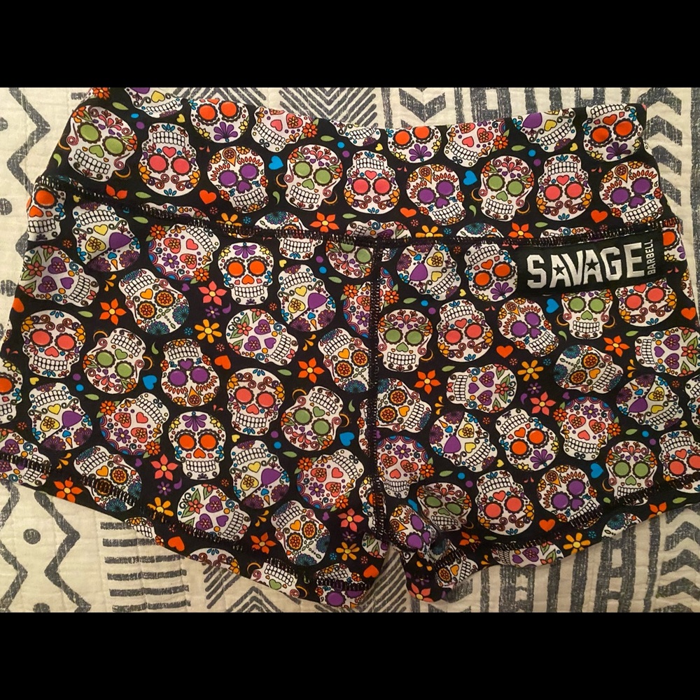 Savage Booty Shorts Size M